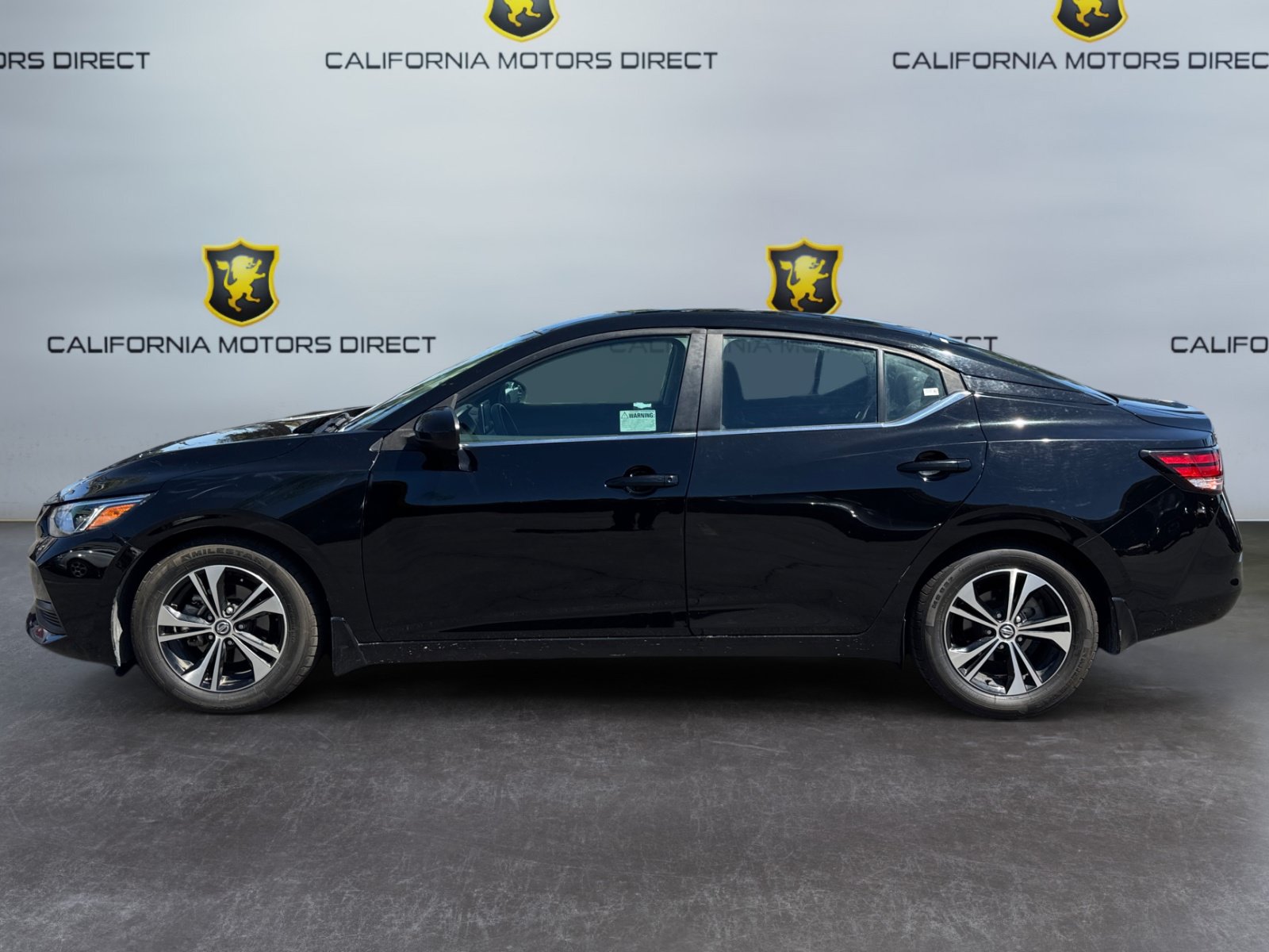 Used 2022 Nissan Sentra SV w/ All-Weather Package FWD image 2