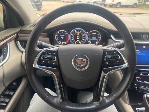 Used 2013 Cadillac XTS Platinum FWD image 14