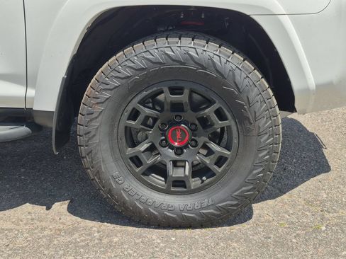 Used 2023 Toyota 4Runner TRD Pro AWD/4WD image 18