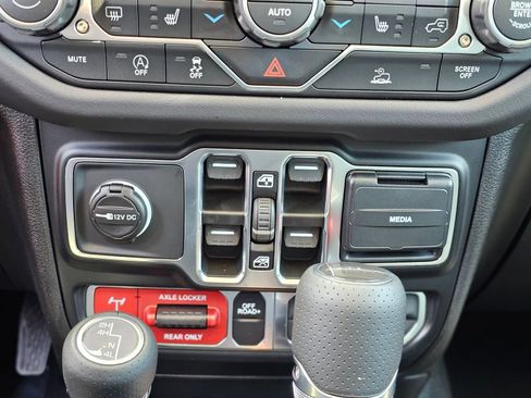New 2026 Jeep Gladiator Mojave AWD/4WD image 14