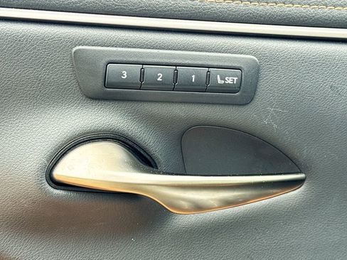 Used 2024 Lexus ES 350 w/ Premium Package image 13