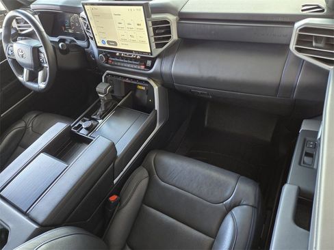 Used 2024 Toyota Sequoia Platinum image 21