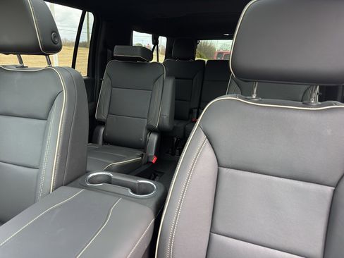 Used 2025 Chevrolet Suburban Premier w/ Sun And Tow Package image 23