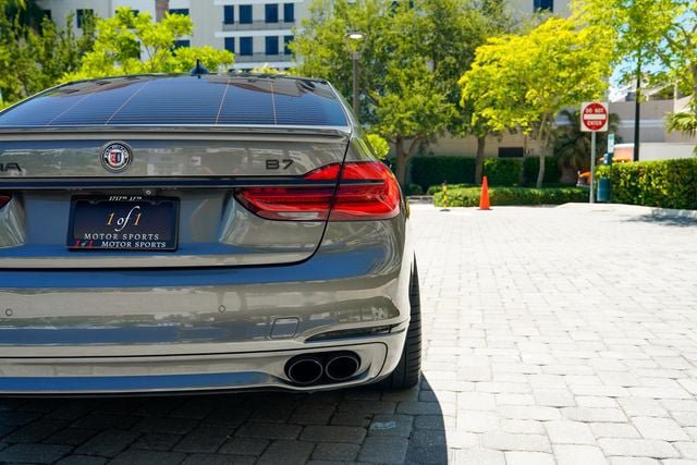 Used 2017 BMW ALPINA B7 xDrive AWD/4WD image 26