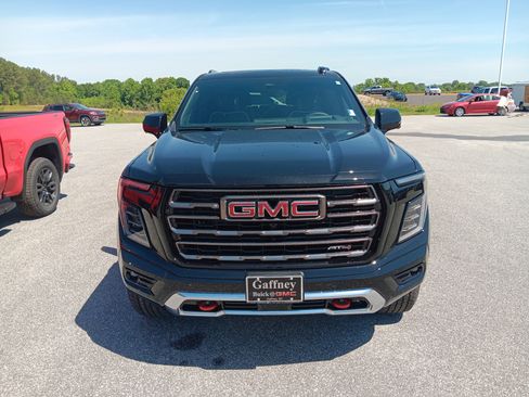 New 2026 GMC Yukon XL AT4 Ultimate w/ LPO, Floor Liner Package AWD/4WD image 6