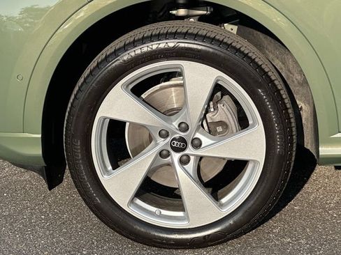 Certified 2025 Audi Q5 Premium w/ Premium Plus AWD/4WD image 10