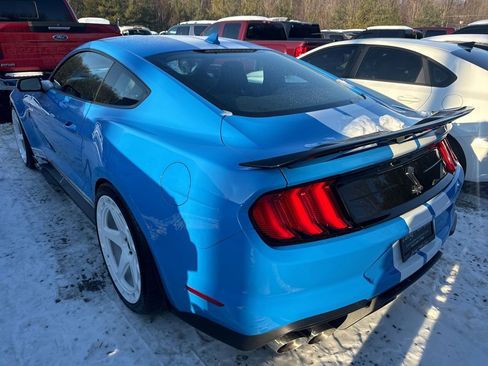 Used 2022 Ford Mustang Shelby GT500 w/ Technology Package image 3