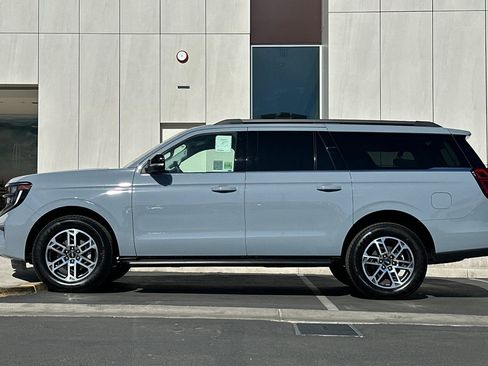 New 2026 Ford Expedition Max Active RWD image 6