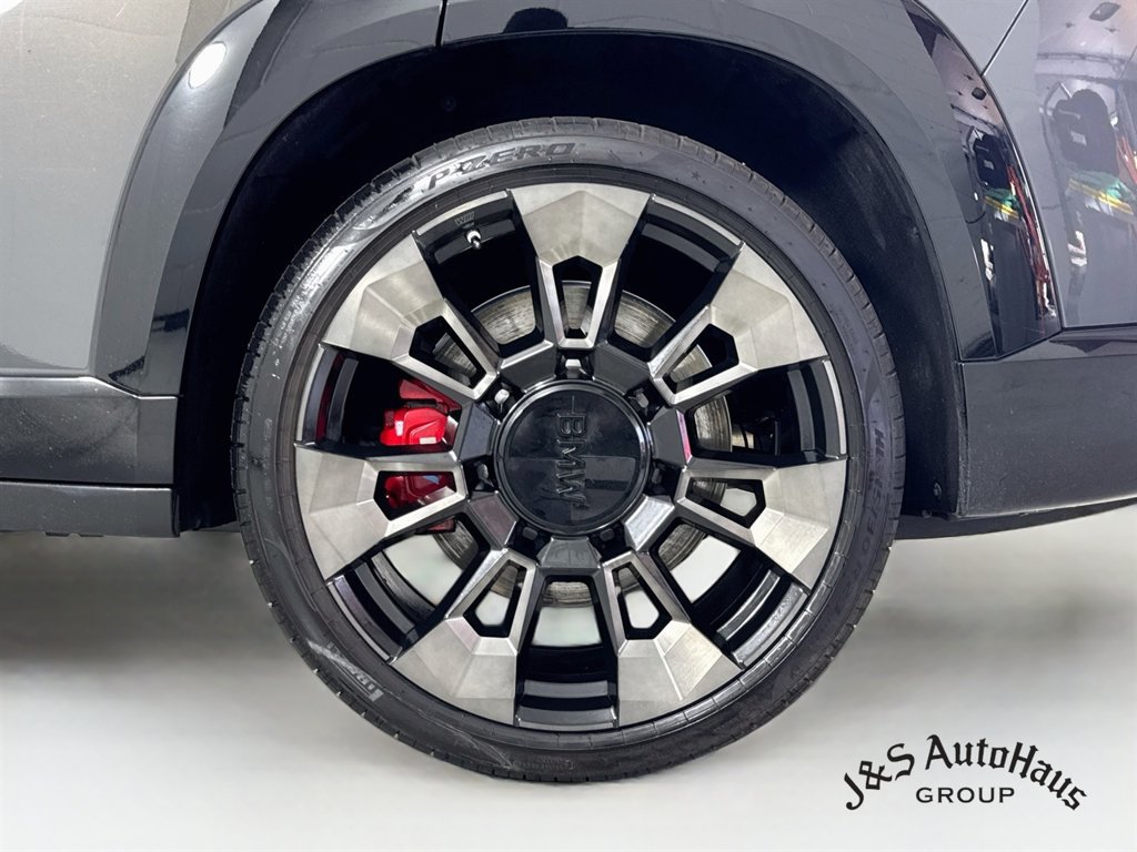 Used 2023 BMW XM AWD/4WD image 40