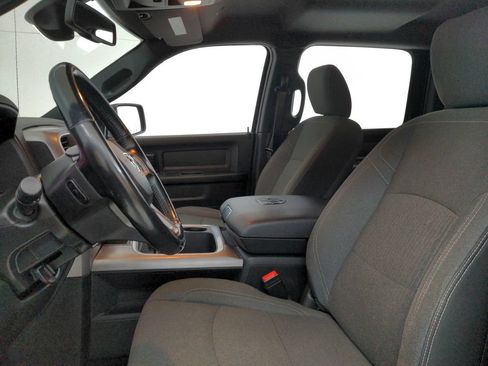 Used 2022 RAM 1500 Express w/ Ceramic Grey Express Package AWD/4WD image 17