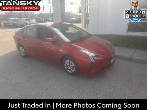 Used 2016 Toyota Prius Four FWD image 1
