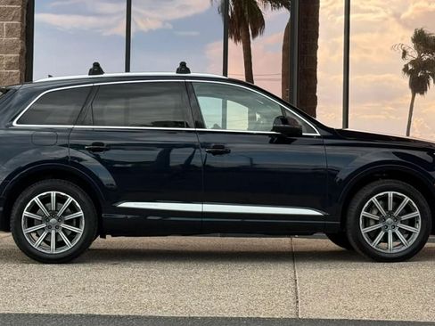 Used 2017 Audi Q7 3.0T Premium Plus w/ Premium Plus Package AWD/4WD image 15