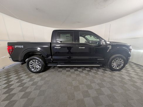 New 2025 Ford F150 Lariat w/ Equipment Group 501A Mid image 8