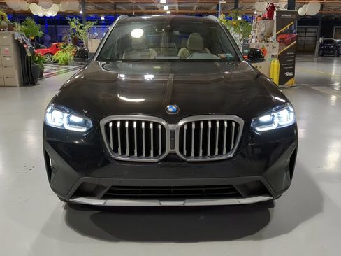 Used 2024 BMW X3 xDrive30i w/ Convenience Package AWD/4WD image 3