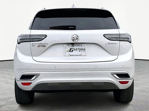 Used 2023 Buick Envision Avenir image 6