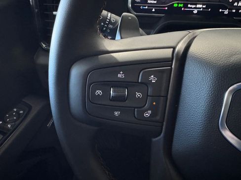 Certified 2025 GMC Sierra 1500 AT4 w/ Technology Package AWD/4WD image 15