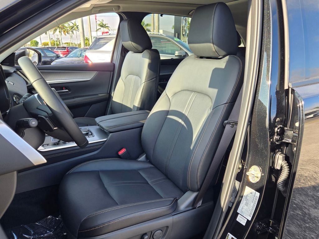 New 2026 MAZDA CX-90 Plug-In Hybrid w/Premium Sport AWD/4WD image 11