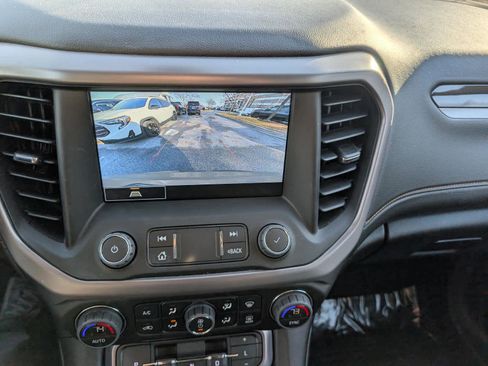 Certified 2023 GMC Acadia AT4 image 30