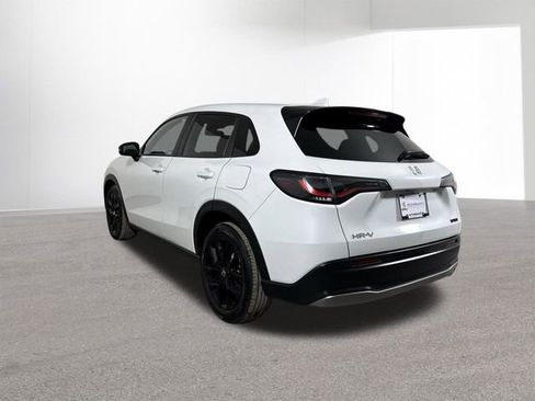 Certified 2023 Honda HR-V Sport image 32