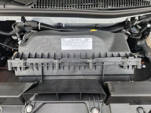 New 2025 Chevrolet Express 2500 Extended RWD image 30