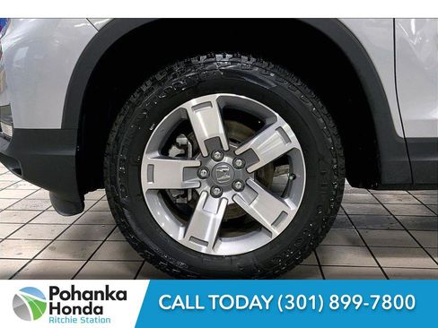 Used 2025 Honda Ridgeline RTL image 8