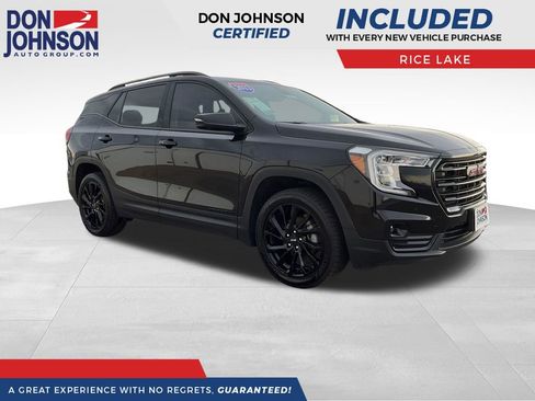 Used 2023 GMC Terrain SLT w/ Infotainment Package II AWD/4WD image 1