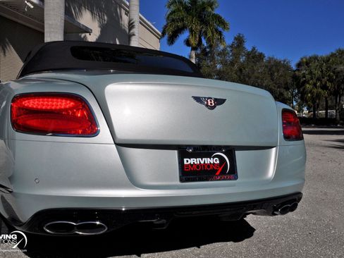 Used 2014 Bentley Continental GT V8 S image 23