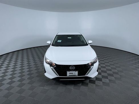 New 2025 Nissan Sentra S image 3