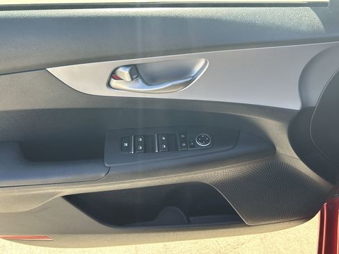 Used 2022 Kia Forte LXS image 15