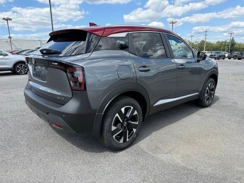 New 2025 Nissan Kicks SV w/ SV Premium Package image 5
