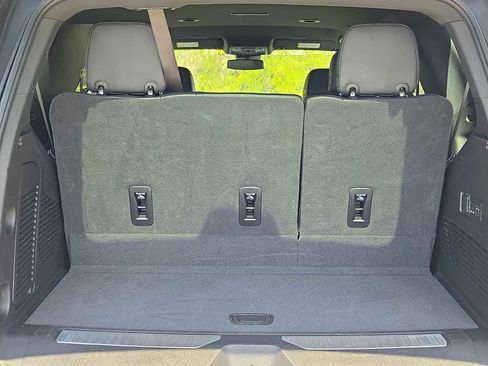 Used 2025 GMC Yukon Denali image 23