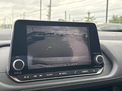 Certified 2024 Nissan Rogue SV w/ SV Premium Package FWD image 20