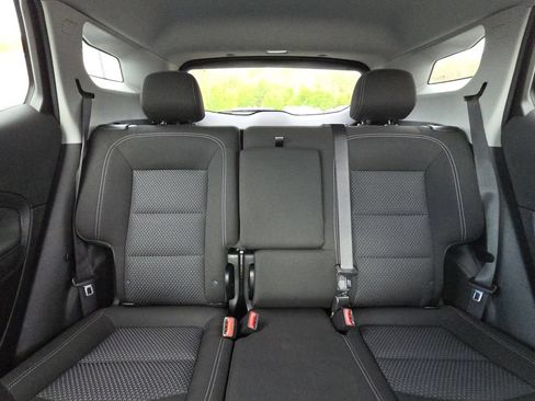 Used 2024 GMC Terrain SLE FWD image 25
