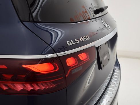 New 2026 Mercedes-Benz GLS 450 4MATIC image 12