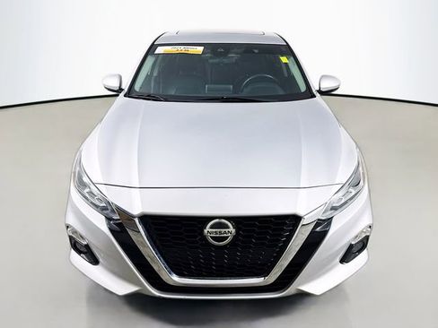 Used 2021 Nissan Altima 2.5 SL image 2