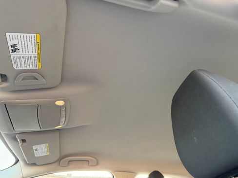 Used 2022 Nissan Rogue Sport S FWD image 28