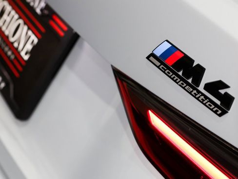 Used 2021 BMW M4 Competition w/ M Carbon Exterior Package image 33