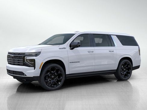 New 2026 Chevrolet Suburban High Country image 2