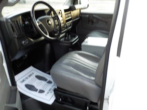 Used 2020 Chevrolet Express 3500 Extended w/ Driver Convenience Package image 10