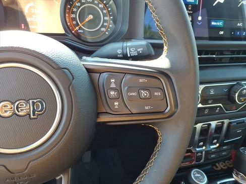 Used 2024 Jeep Wrangler Sport AWD/4WD image 21