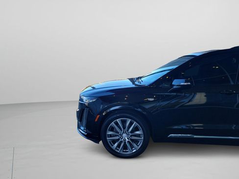 Used 2020 Cadillac XT6 Sport image 28