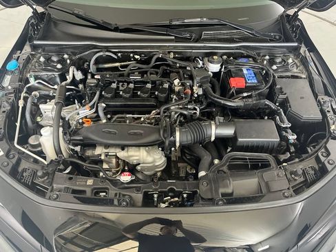 Used 2024 Honda Civic EX image 9