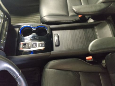 Used 2020 Honda Pilot Touring image 26