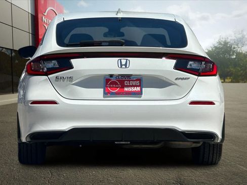 Used 2024 Honda Civic Sport image 8