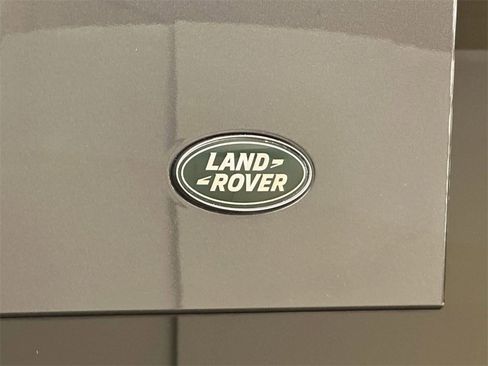 Used 2024 Land Rover Defender 130 S image 8