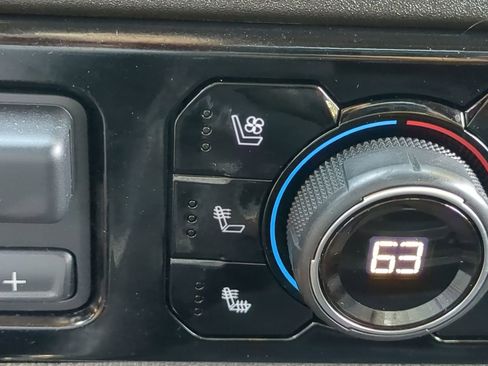 Used 2025 Chevrolet Silverado 2500 ZR2 image 24