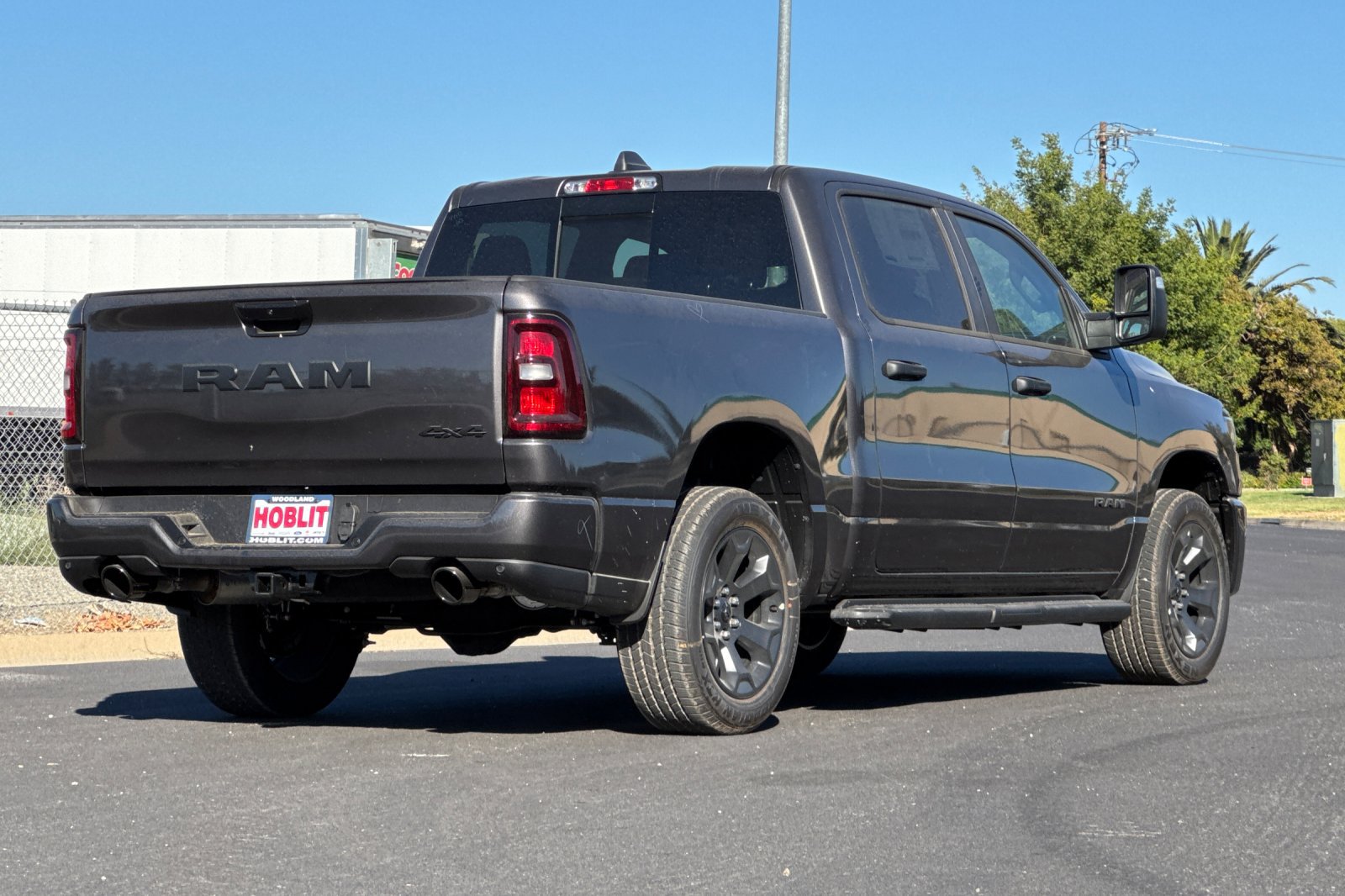New 2026 RAM 1500 Express AWD/4WD image 3
