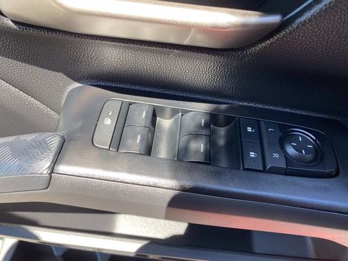 Certified 2025 Toyota Tacoma TRD Sport AWD/4WD image 24