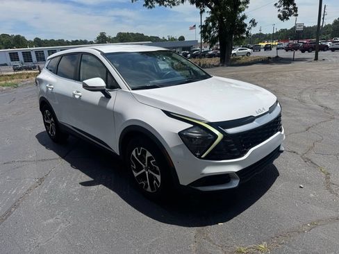 Used 2023 Kia Sportage EX FWD image 12