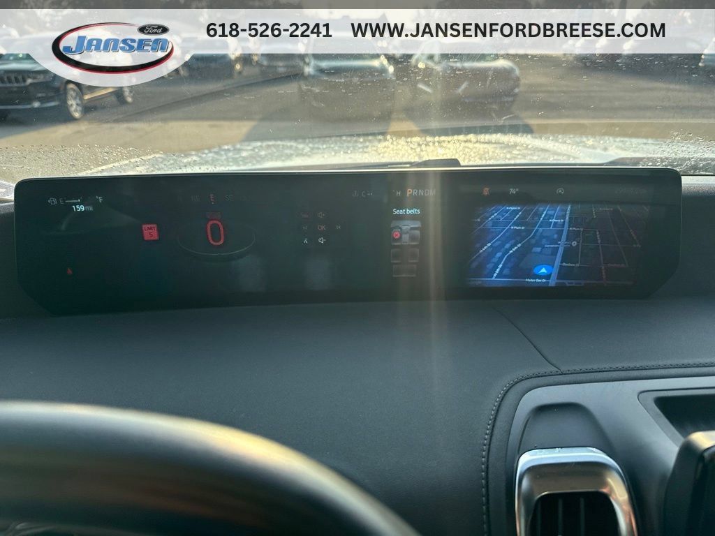 Used 2025 Ford Expedition Platinum AWD/4WD image 16